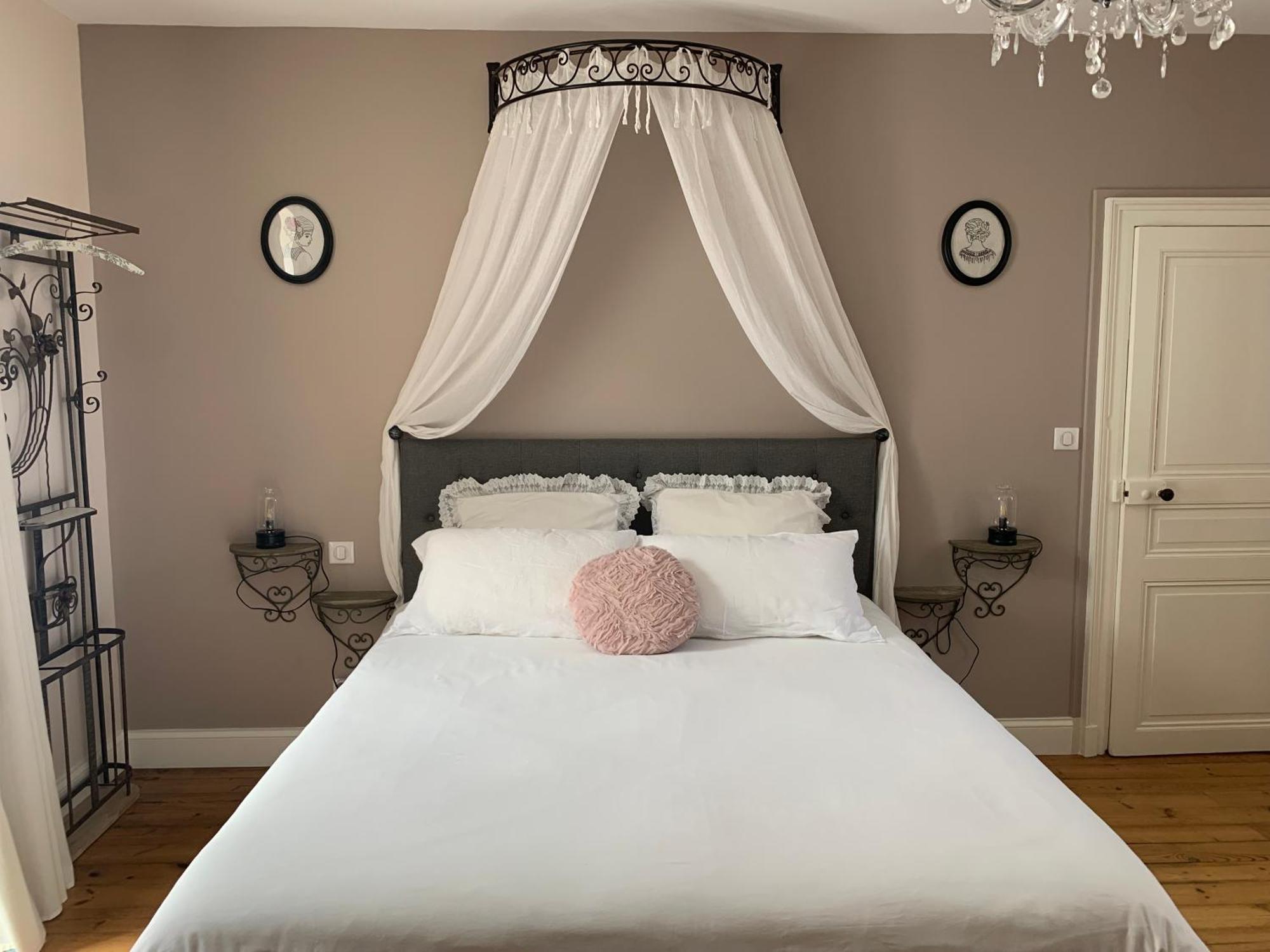 The Cool Lounge A Coulonges - Charente Bed & Breakfast Ngoại thất bức ảnh