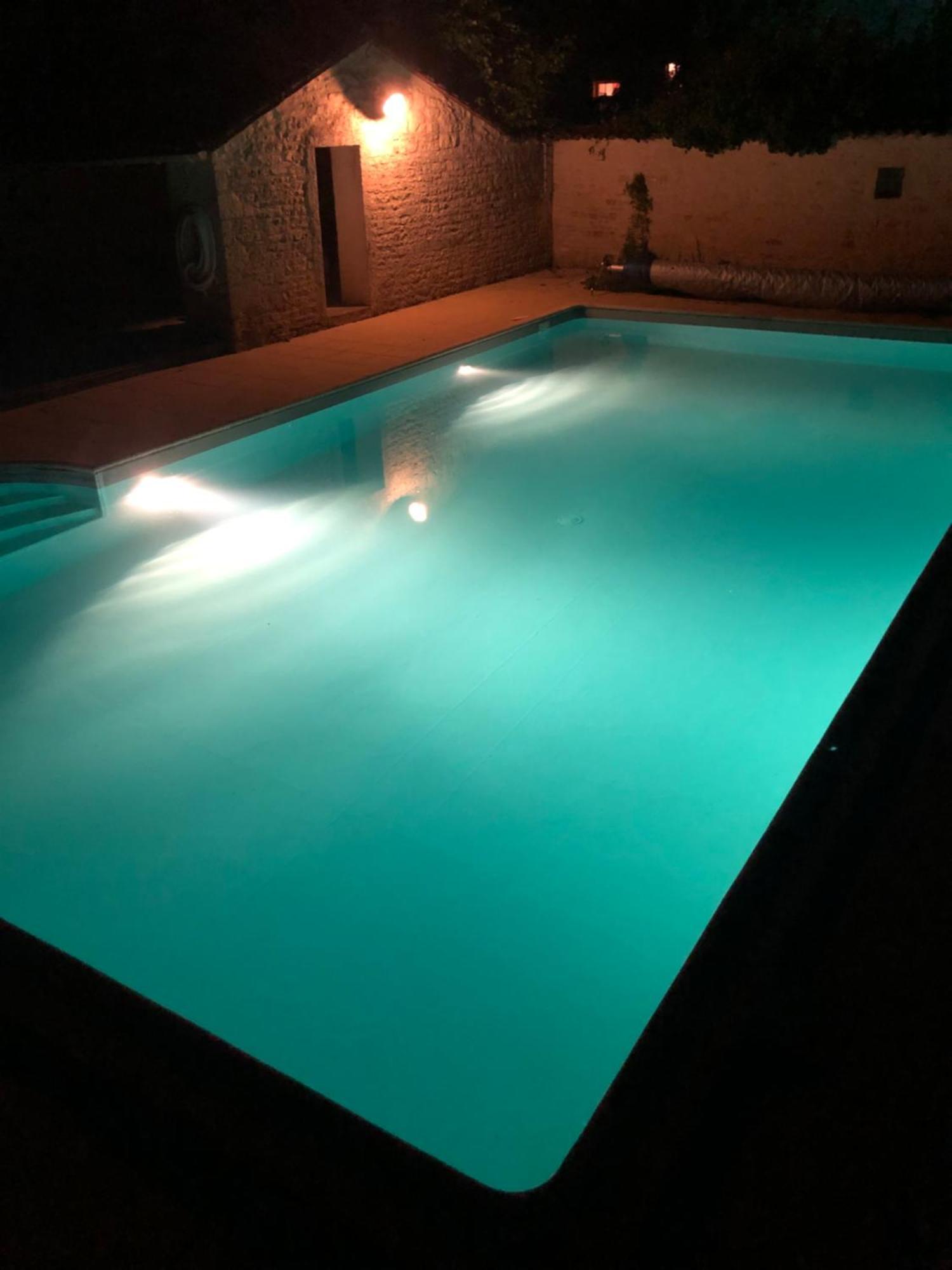 The Cool Lounge A Coulonges - Charente Bed & Breakfast Ngoại thất bức ảnh